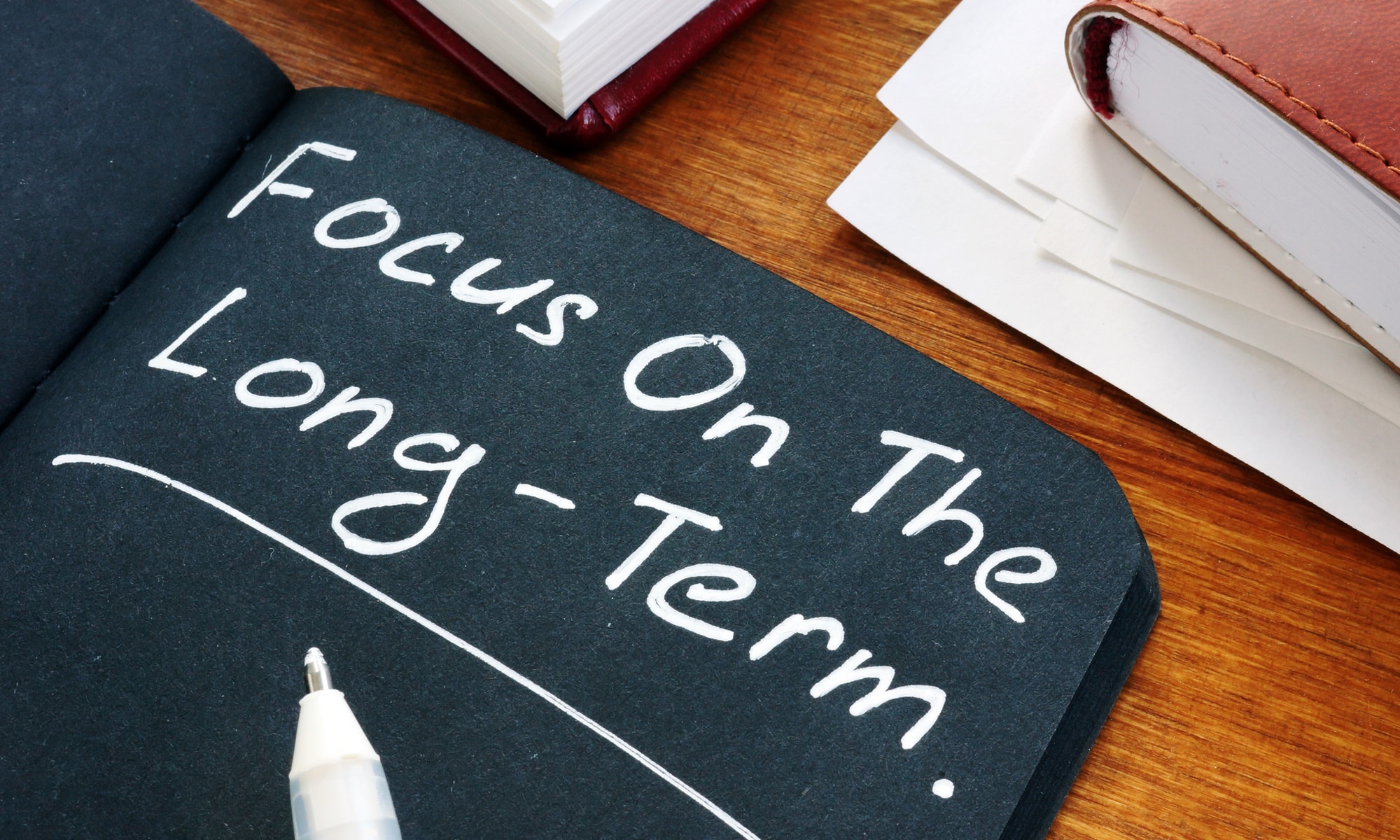 Experts’ Guide to Long-Term Investment Strategies